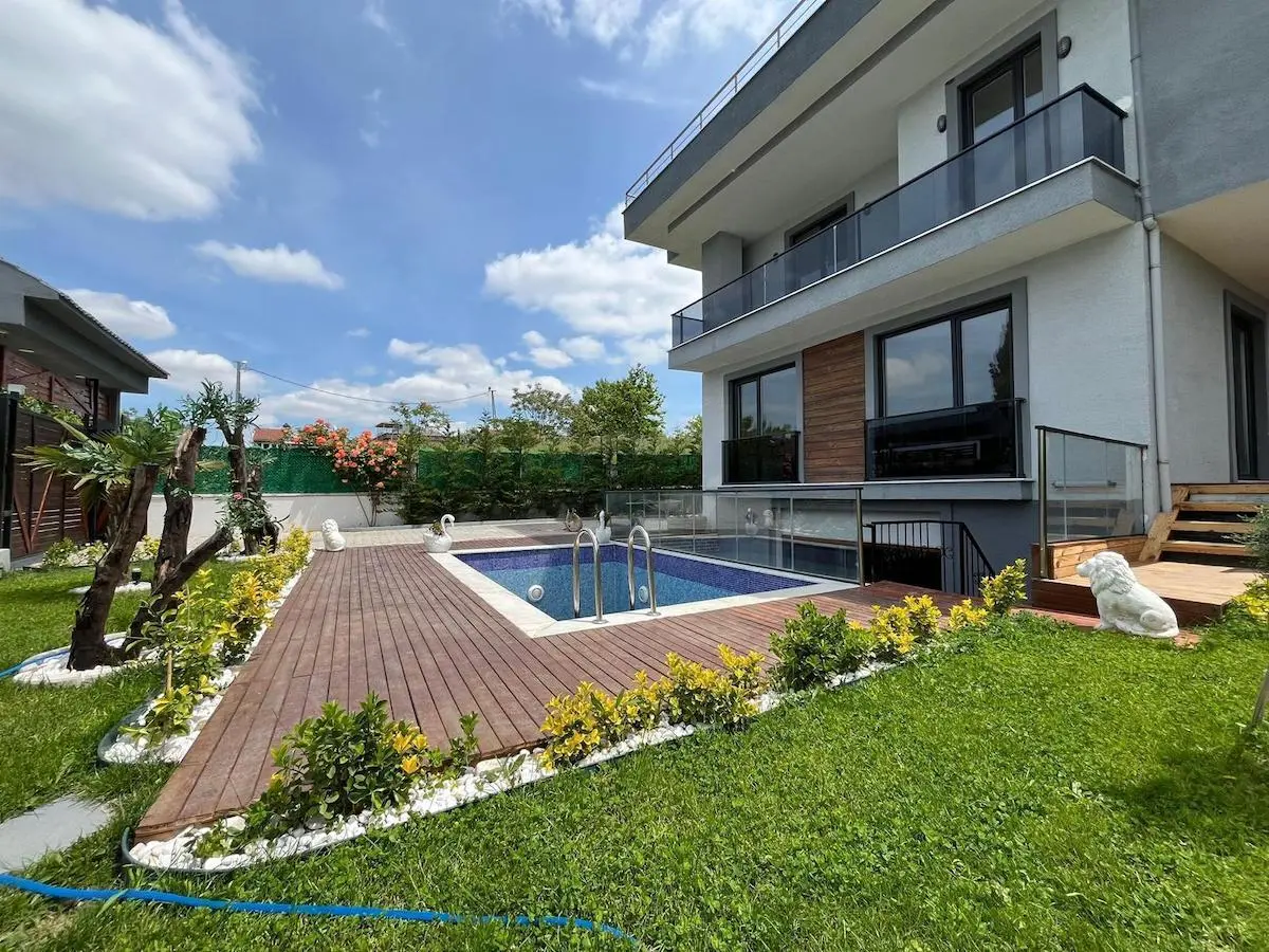 Villa in Beylikduzu